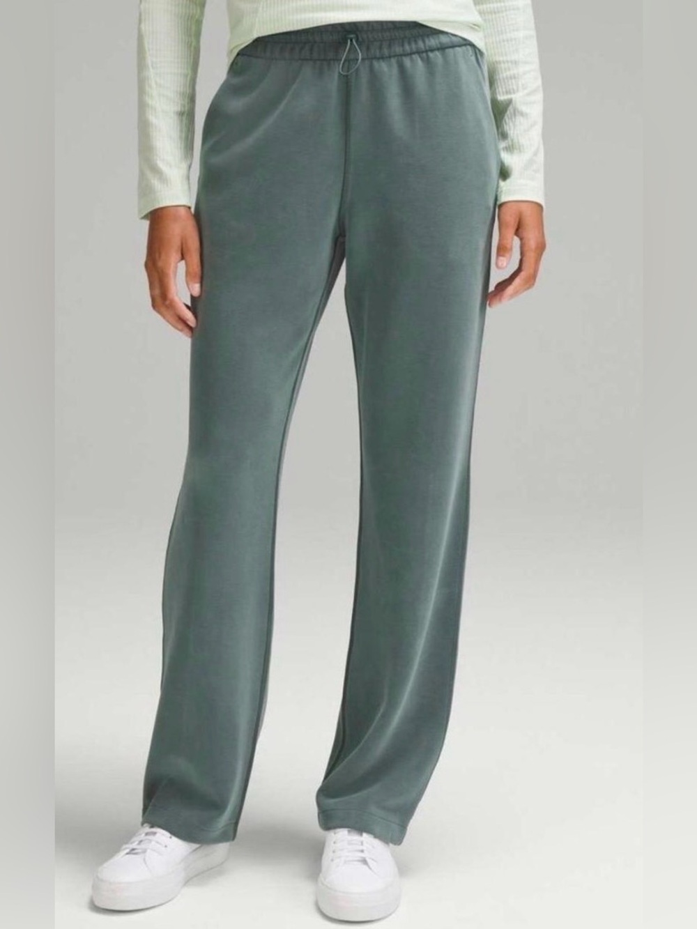 Softstreme Sage Forest Green High-Rise Pant Regular US 6 Casual Rare color 31”